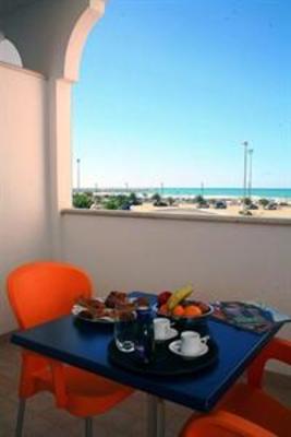 фото отеля Hotel Yria
