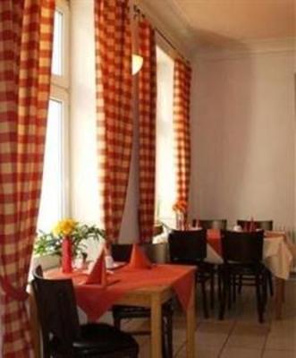 фото отеля Hotel Cvjm Lübeck