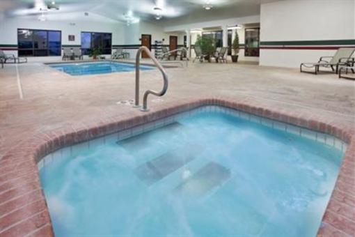 фото отеля Holiday Inn Express Warrensburg