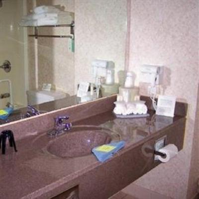 фото отеля Holiday Inn Express Warrensburg