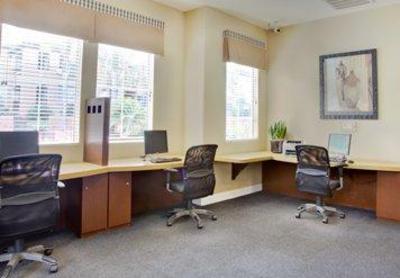 фото отеля Manilow Suites Presidential Towers Chicago