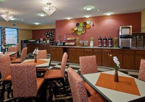 фото отеля Comfort Inn & Suites Mount Pleasant