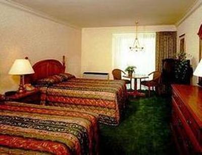 фото отеля Lombard Motor Inn
