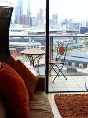 фото отеля Docklands Prestige Apartments Melbourne