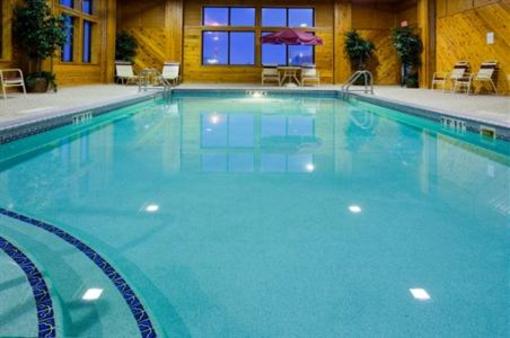 фото отеля Holiday Inn Express Hotel and Suites Winner