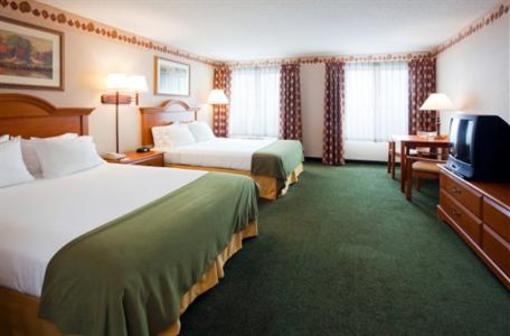 фото отеля Holiday Inn Express Hotel and Suites Winner
