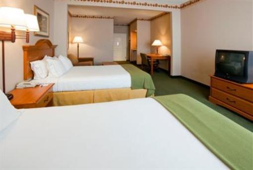 фото отеля Holiday Inn Express Hotel and Suites Winner