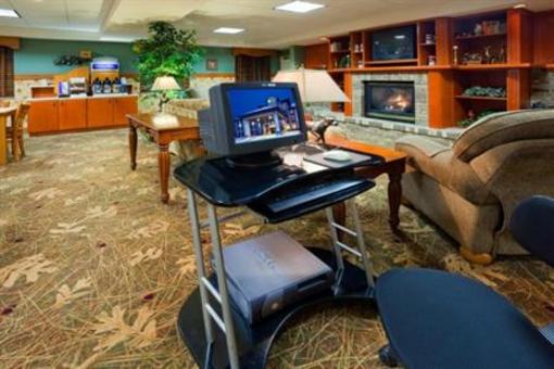 фото отеля Holiday Inn Express Hotel and Suites Winner