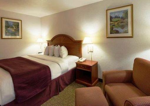 фото отеля Quality Inn Downtown Convention Center