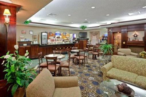 фото отеля Holiday Inn Express Dodge City