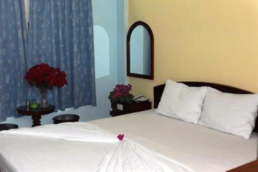фото отеля Nha Trang Beach Hotel