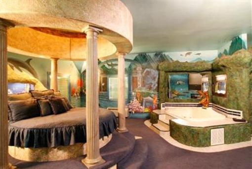 фото отеля Black Swan Inn Luxurious Theme Suites