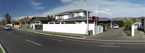 фото отеля Canterbury Court Motel