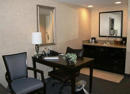фото отеля Hampton Inn Doylestown