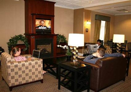 фото отеля Hampton Inn Doylestown