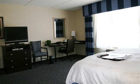 фото отеля Hampton Inn Doylestown