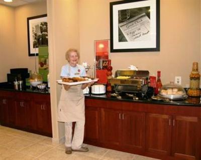 фото отеля Hampton Inn Doylestown