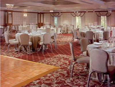 фото отеля Westminster Hotel Livingston (New Jersey)
