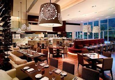 фото отеля Hyatt Regency Hong Kong Sha Tin