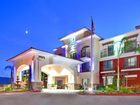 фото отеля Holiday Inn Express Hotel & Suites Lake Elsinore