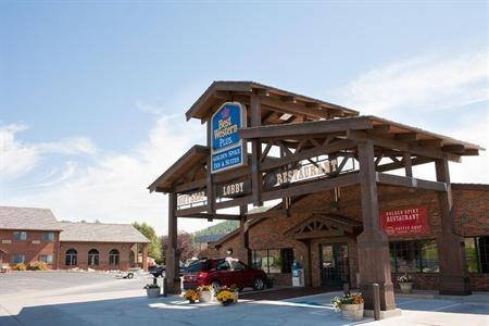 фото отеля BEST WESTERN Golden Spike Inn & Suites