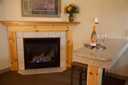 фото отеля BEST WESTERN Golden Spike Inn & Suites