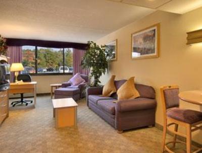 фото отеля Days Hotel East Brunswick