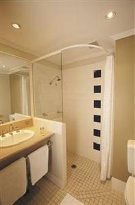 фото отеля Travelodge Manly - Warringah