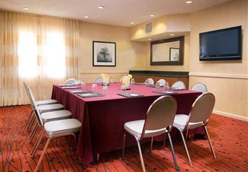 фото отеля Residence Inn San Diego Rancho Bernardo / Carmel Mountain Ranch