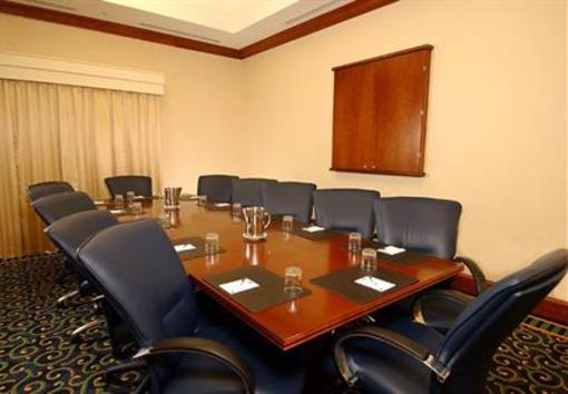 фото отеля SpringHill Suites Orlando Airport