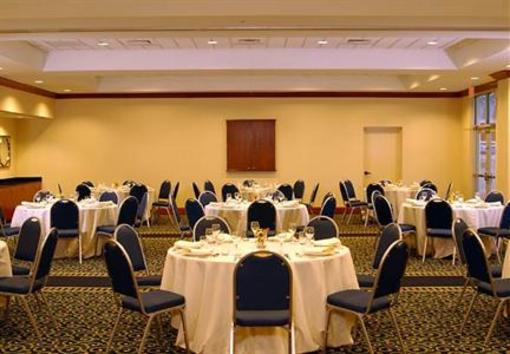 фото отеля SpringHill Suites Orlando Airport