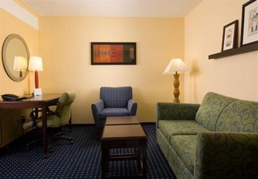 фото отеля SpringHill Suites Orlando Airport