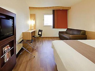 фото отеля Ibis Paris Pantin Eglise