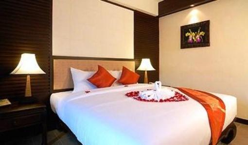 фото отеля Nipa Resort Phuket