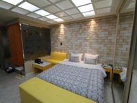 J Motel