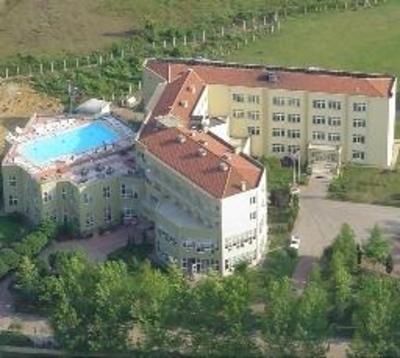 фото отеля Kocaeli Universitesi Derbent Uygulama Oteli