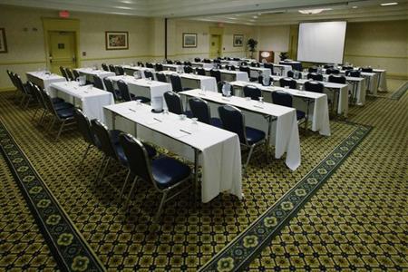 фото отеля Embassy Suites Newark - Wilmington/South