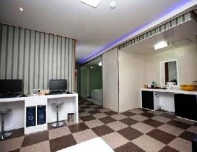 фото отеля Goodstay Camellia Hotel