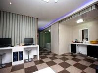 Goodstay Camellia Hotel