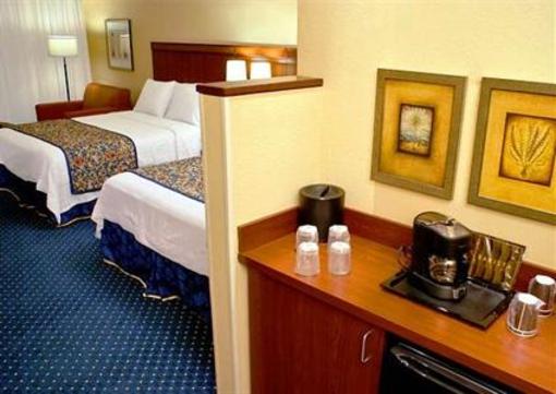 фото отеля Courtyard Hotel Dolphin Mall Miami Doral