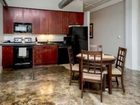 фото отеля Marriott Execustay Apartments 10th Street Lofts Downtown Des Moines
