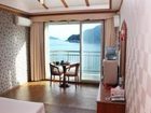 фото отеля Goodstay Jangseungpo Beach Hotel
