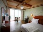 фото отеля Goodstay Jangseungpo Beach Hotel