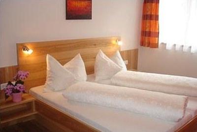 фото отеля Bellevue Apartment Pettneu am Arlberg