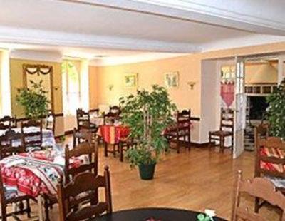 фото отеля Hotel Central Chaunay