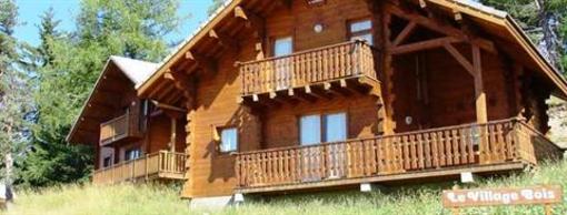 фото отеля Les Chalets du Village Bois