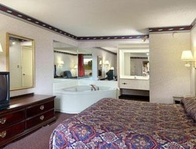 фото отеля Days Inn St. Pauls
