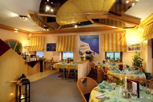фото отеля Wohlfuehlhotel Berg Heil Holzgau