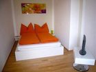 фото отеля Feel At Home Apartment