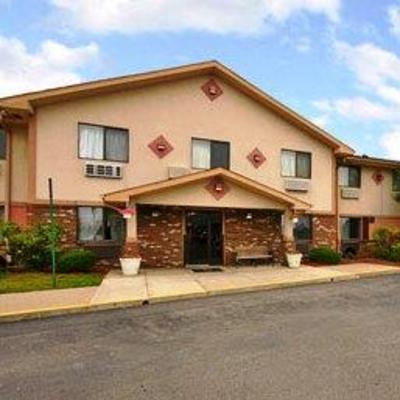 фото отеля Super 8 Motel Sterling Heights